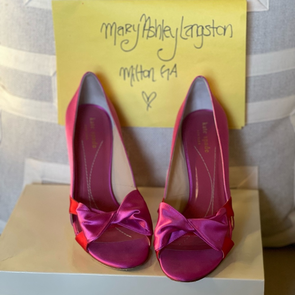 Pink and red satin Kate Spade open toe stilettos. Size 7
